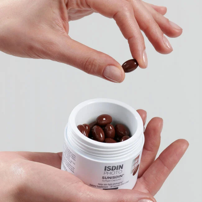 ISDIN SUNISDIN Daily antioxidant supplement softgel capsules