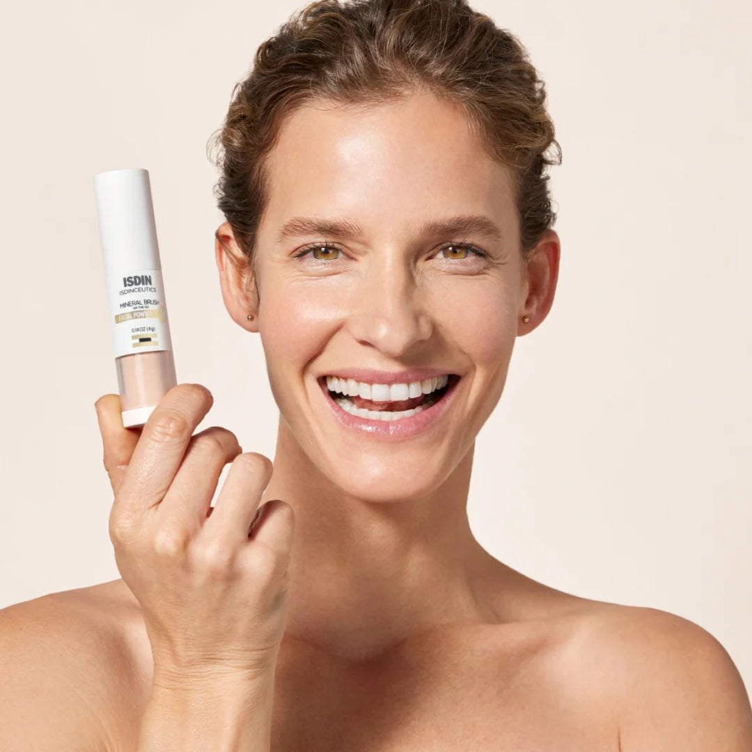 ISDIN - ISDINCEUTICS Mineral Brush | Powdered SPF