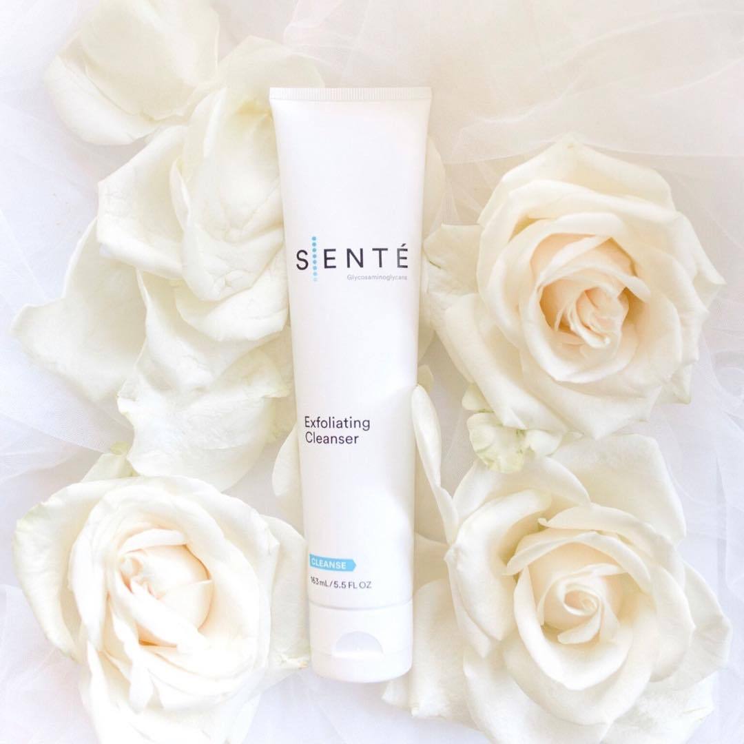 SENTÉ || SENTÉ Exfoliating Cleanser with roses